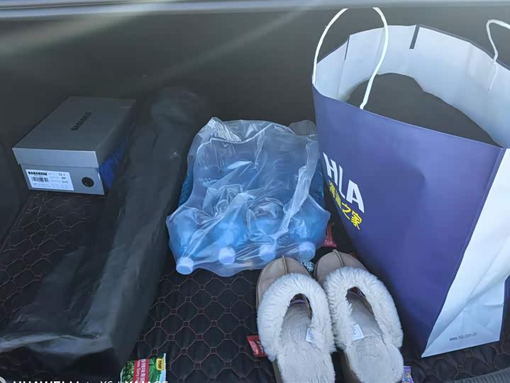 Фото 4 - Audi A4L