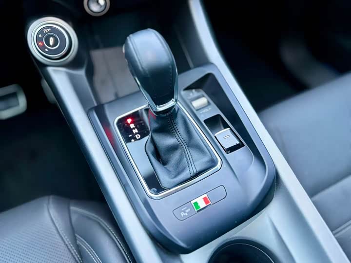 Фото 6 - Alfa Romeo Tonale