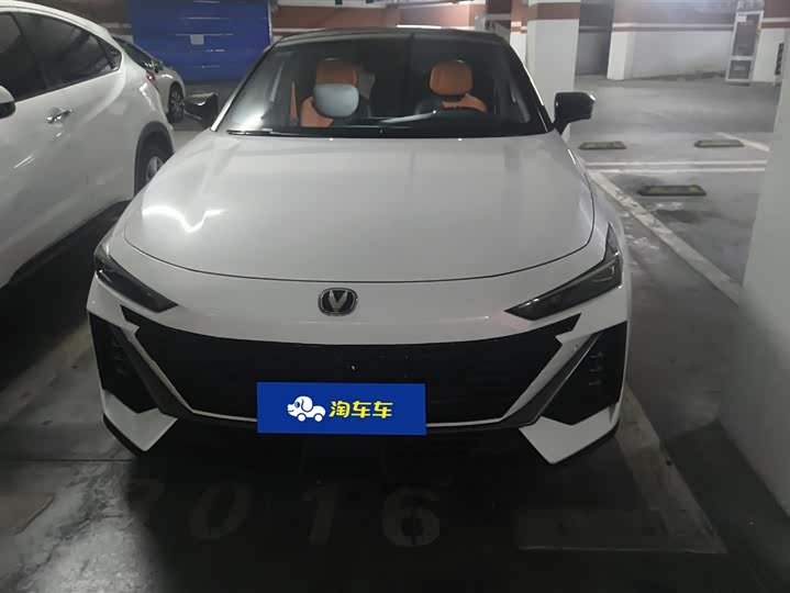 Фото 2 - Changan UNI-V