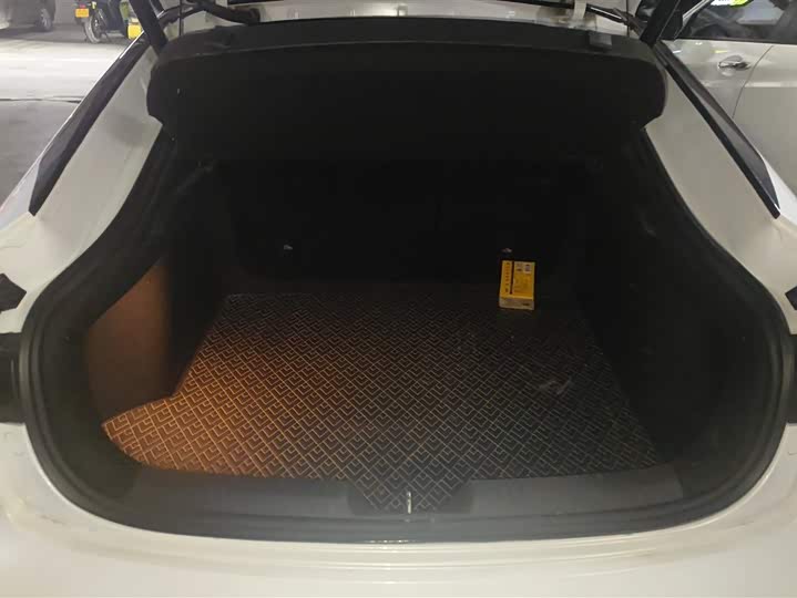 Фото 4 - Changan UNI-V