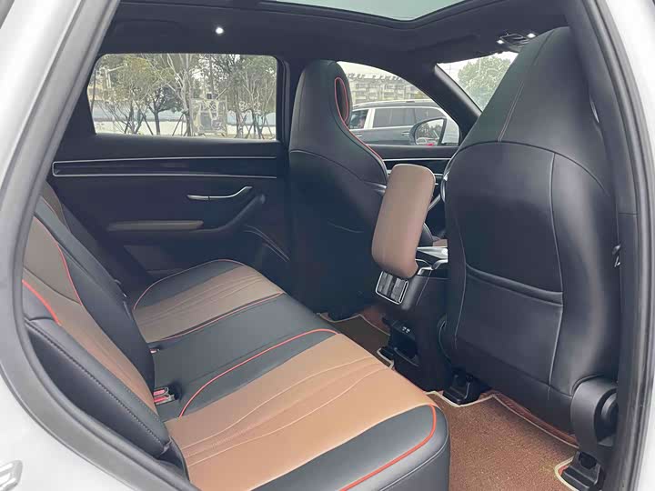 Фото 7 - BYD Song Plus