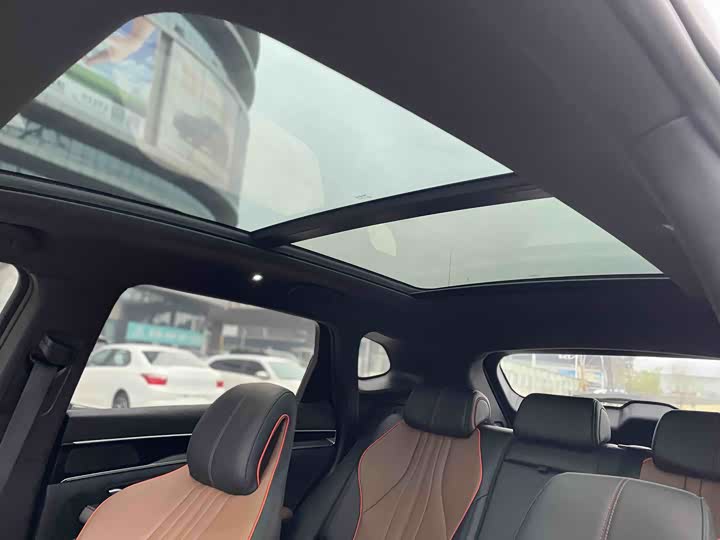 Фото 9 - BYD Song Plus