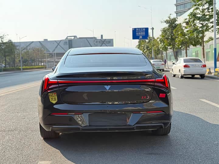 Фото 5 - Hozon S