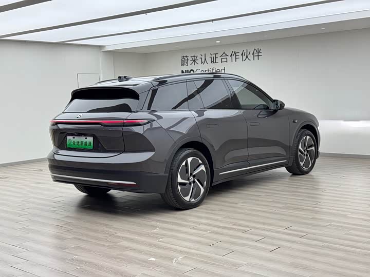 Фото 6 - Nio ES6