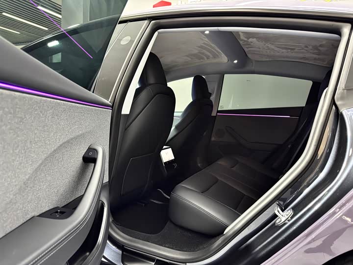 Фото 5 - Tesla Model 3