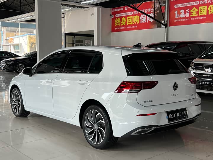 Фото 6 - Volkswagen Golf