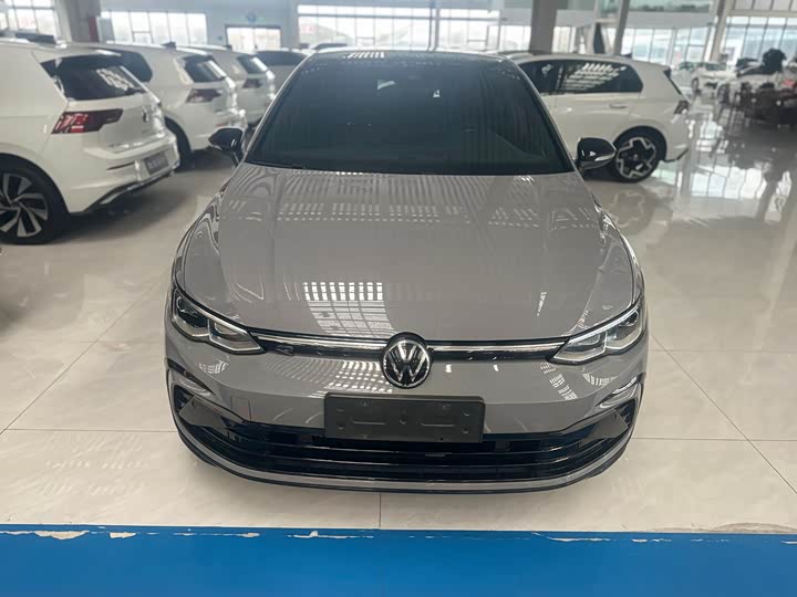 Фото 2 - Volkswagen Golf