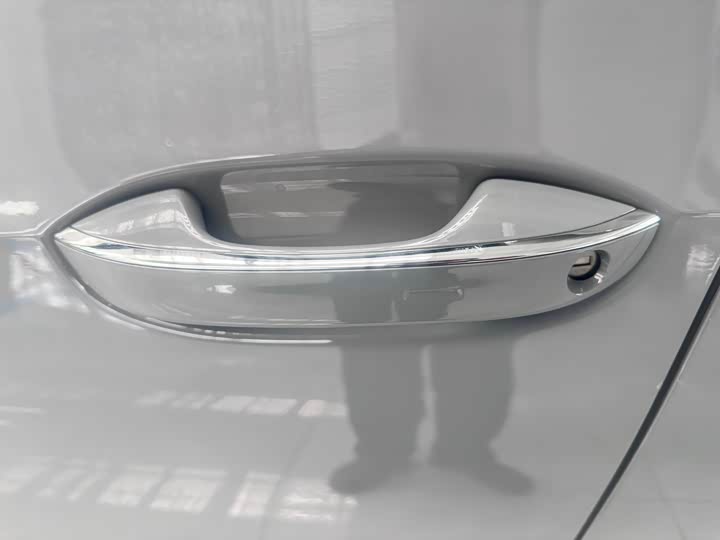 Фото 4 - Volkswagen Golf