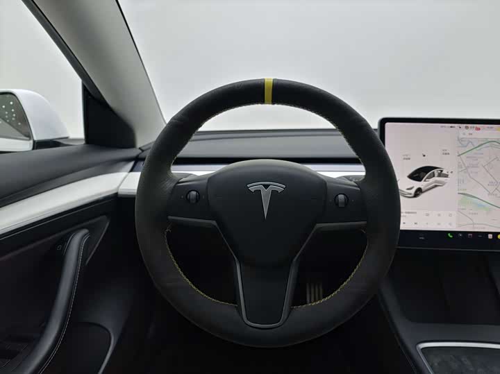 Фото 5 - Tesla Model 3