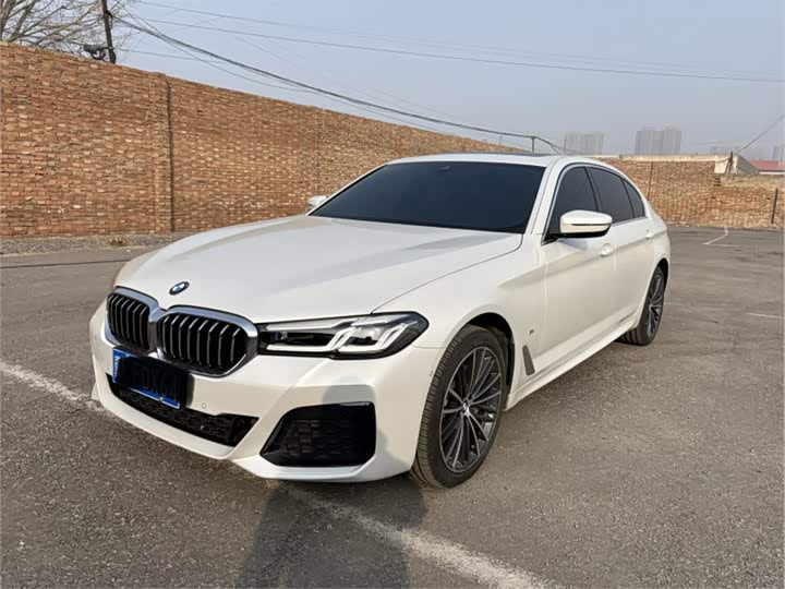 Фото 1 - BMW 5 Series