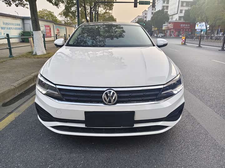 Фото 2 - Volkswagen Lamando L
