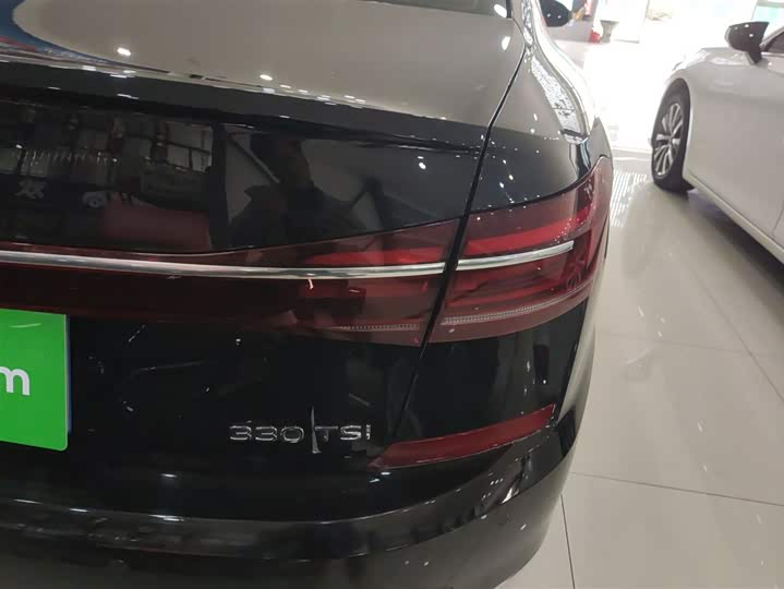 Фото 8 - Volkswagen Passat