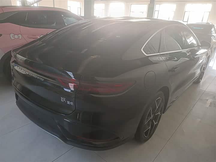 Фото 7 - BYD Han