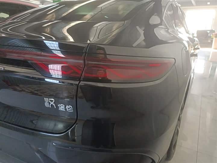 Фото 8 - BYD Han