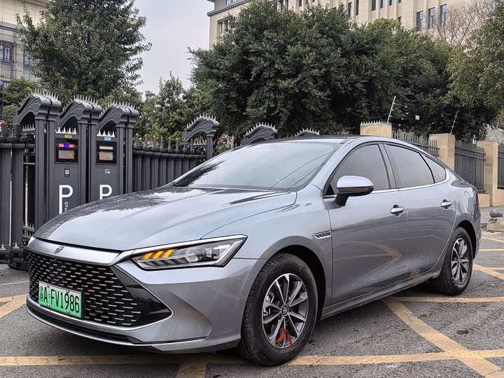 Фото 1 - BYD Qin Plus