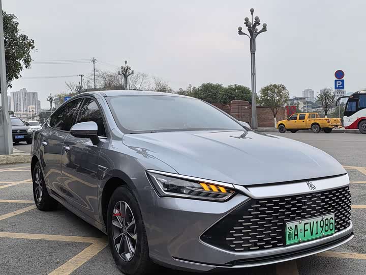 Фото 3 - BYD Qin Plus
