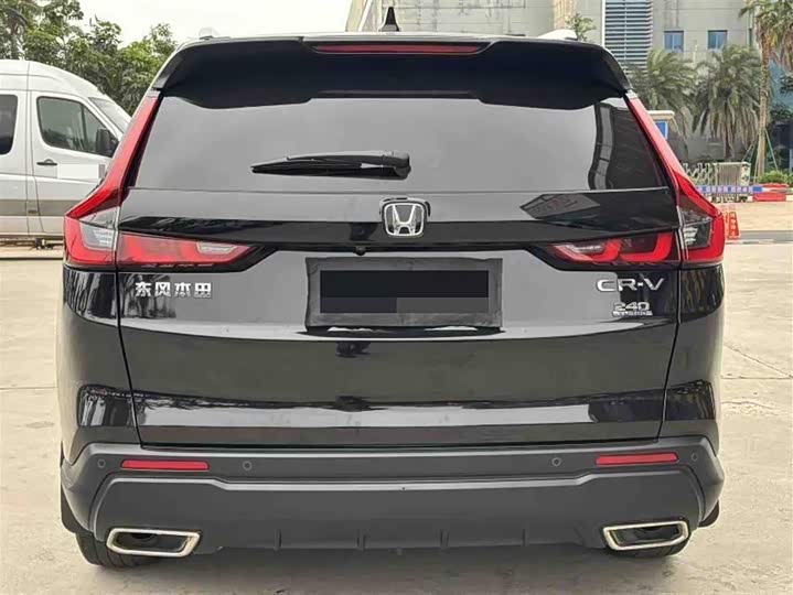 Фото 9 - Honda CR-V
