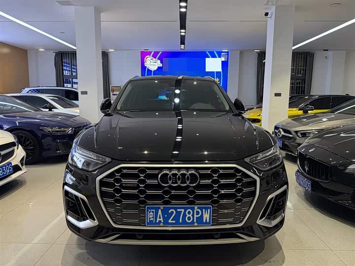 Фото 3 - Audi Q5L