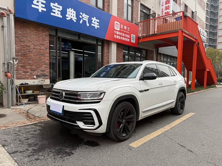 Фото 1 - Volkswagen Teramont Pro