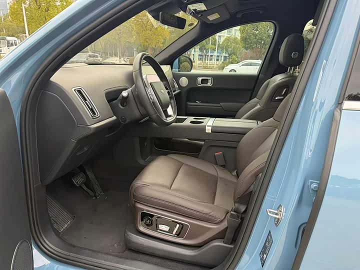 Фото 4 - LiXiang L9