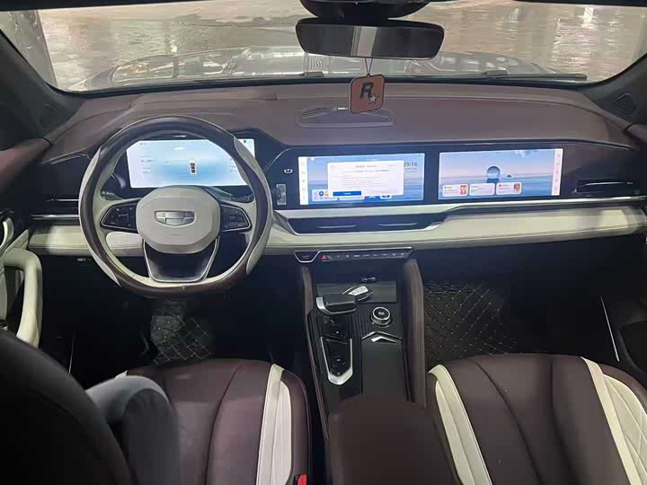 Фото 6 - Geely Monjaro