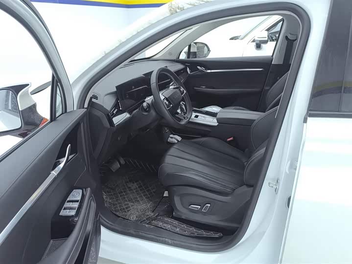 Фото 9 - Roewe RX5 Max