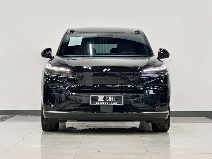 Photo 2 - Nio Onvo L90