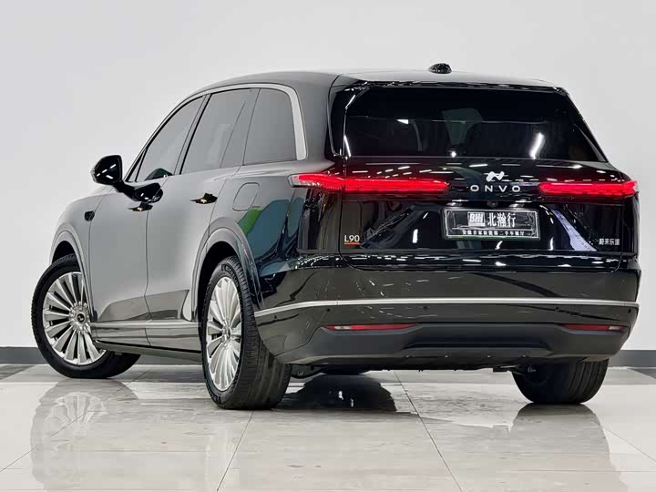 Photo 6 - Nio Onvo L90