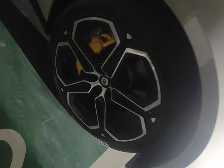 Фото 6 - Xiaomi SU7