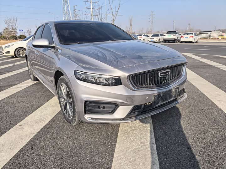 Фото 3 - Geely Preface