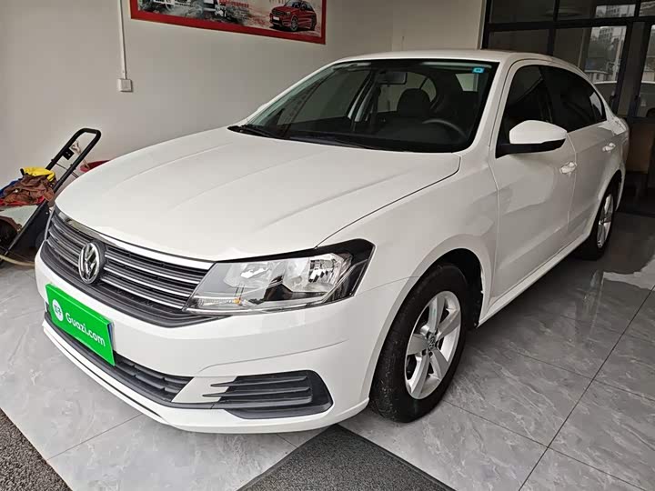 Фото 2 - Volkswagen Lavida