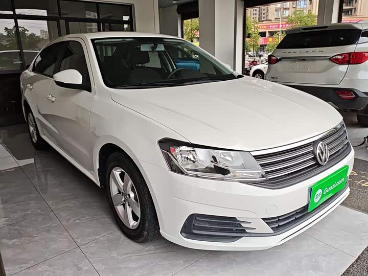 Фото 4 - Volkswagen Lavida