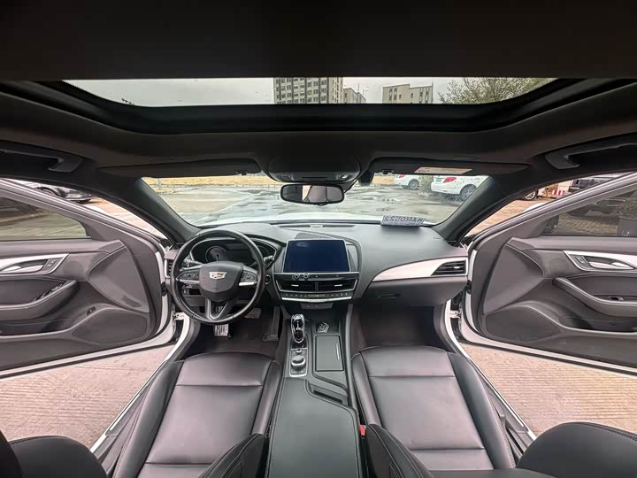 Фото 6 - Cadillac CT5