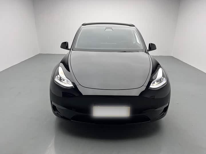 Фото 2 - Tesla Model Y