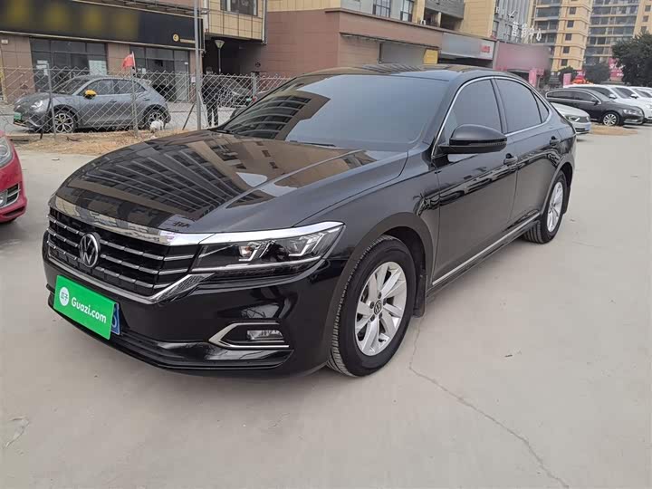 Фото 2 - Volkswagen Passat