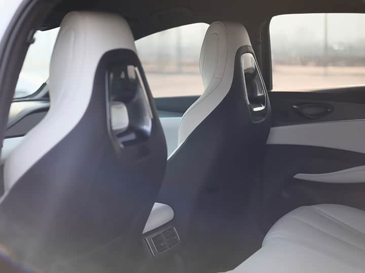 Фото 5 - BYD Seal 06 Hybrid/EV