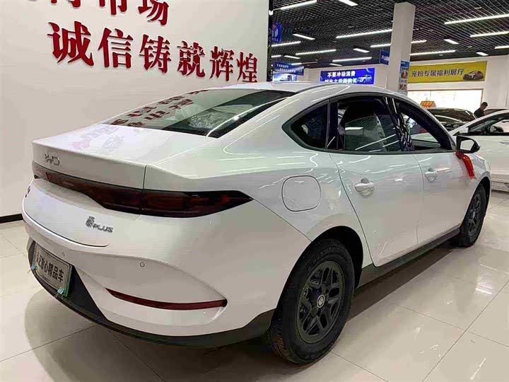 Фото 4 - BYD Qin Plus