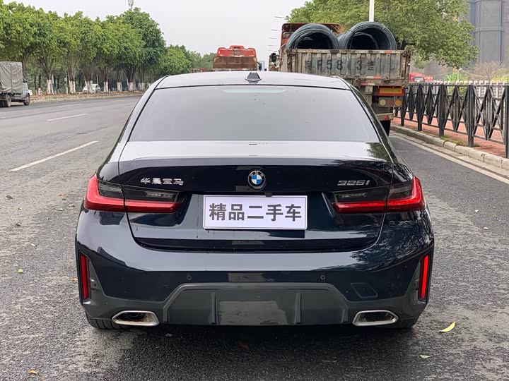 Фото 5 - BMW 3 Series