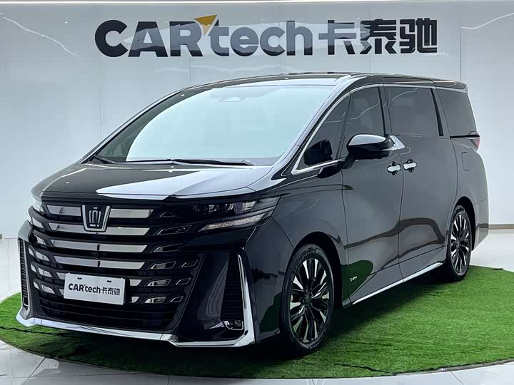Фото 1 - Toyota Vellfire