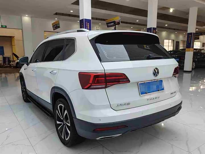 Фото 8 - Volkswagen Tharu