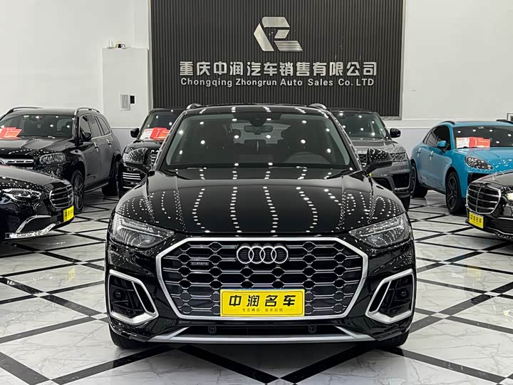 Фото 2 - Audi Q5L