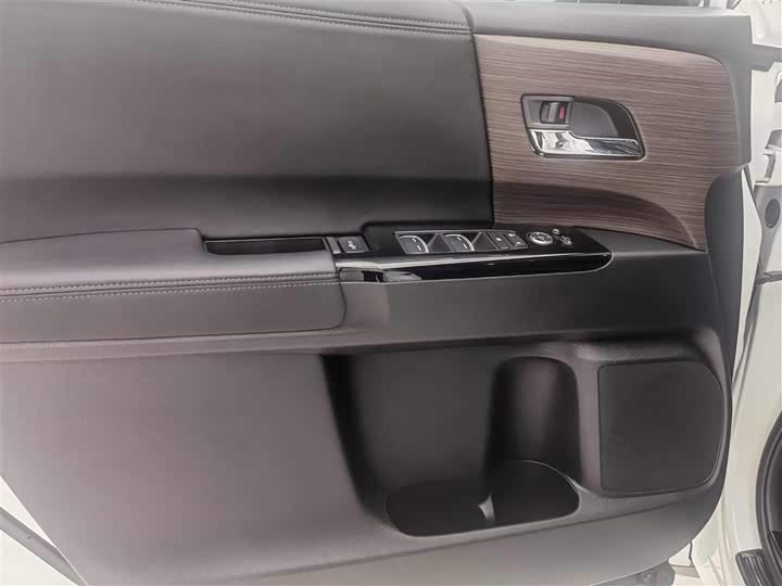 Фото 7 - Honda Odyssey