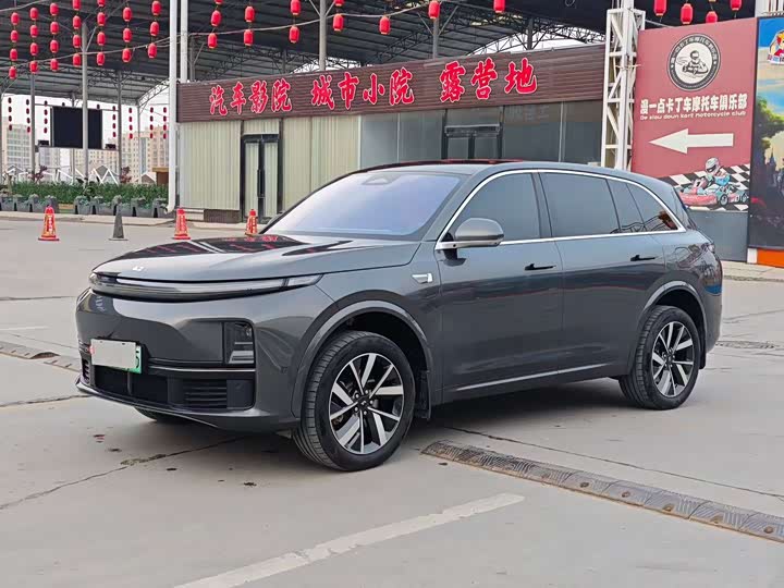 Фото 1 - LiXiang L7