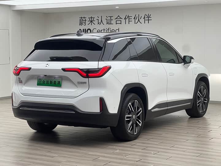 Фото 6 - Nio ES6