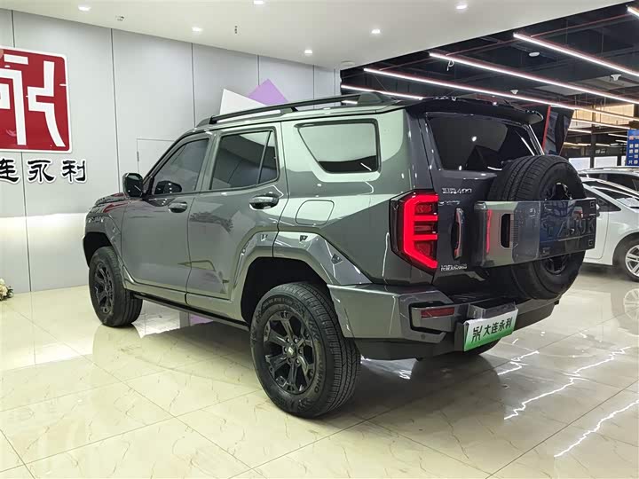 Фото 4 - Tank 400 Hybrid