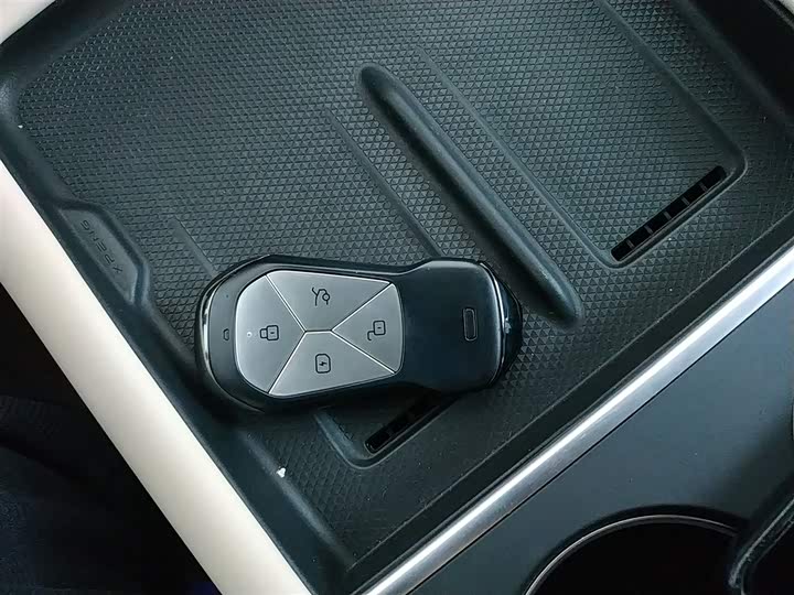 Фото 9 - XPeng G6