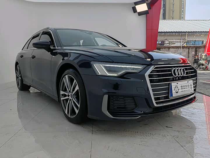 Фото 3 - Audi A6