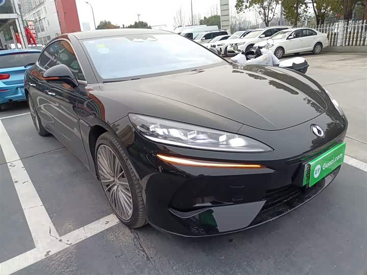 Фото 4 - Denza Z9