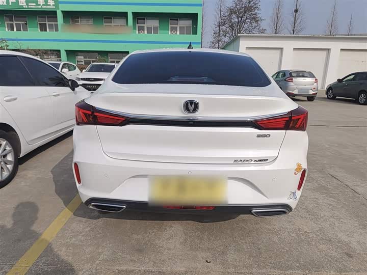 Фото 6 - Changan Eado Plus