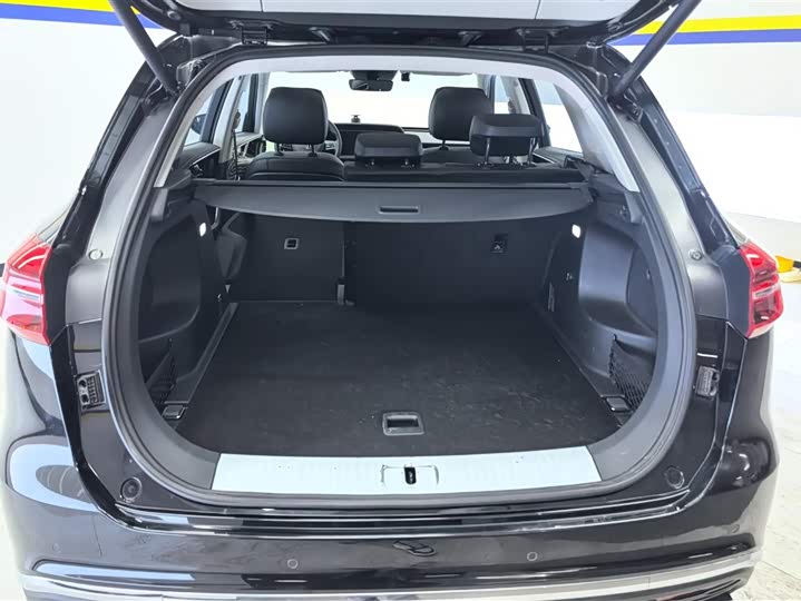 Фото 4 - Hongqi HS5